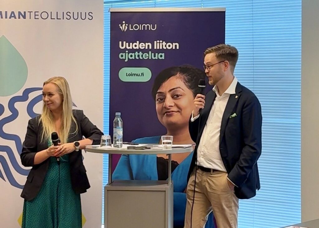 Kuva Loimun ja Kemianteollisuus ry:n tilaisuudesta SuomiAreenassa.